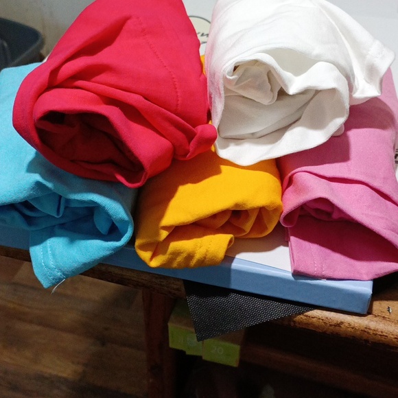 💕2/$20💕Graphic design If my mouth doesn't say it my face definitely will shirt - Picture 4 of 4